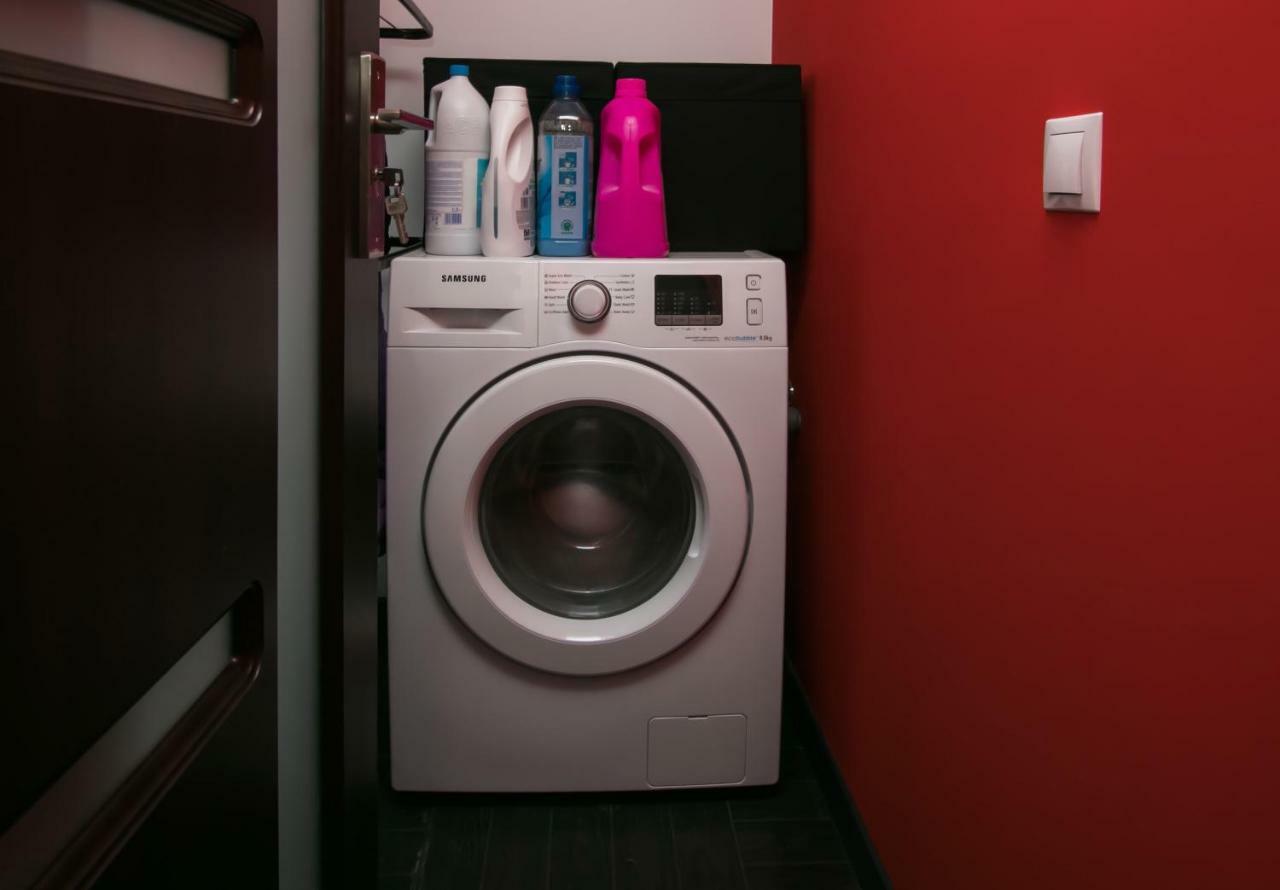 Apartament 2 Camere Bukarest Kültér fotó