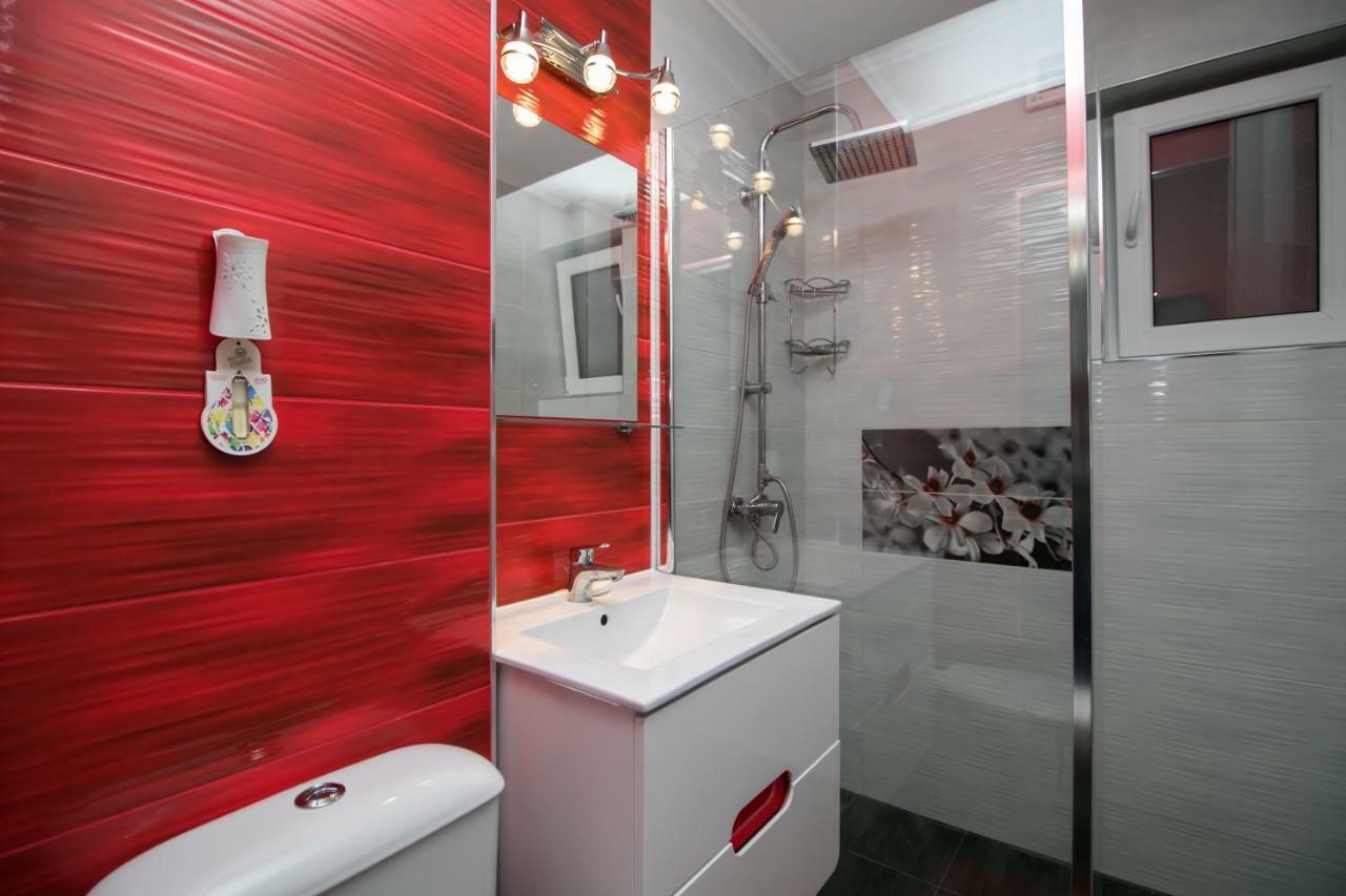 Apartament 2 Camere Bukarest Kültér fotó